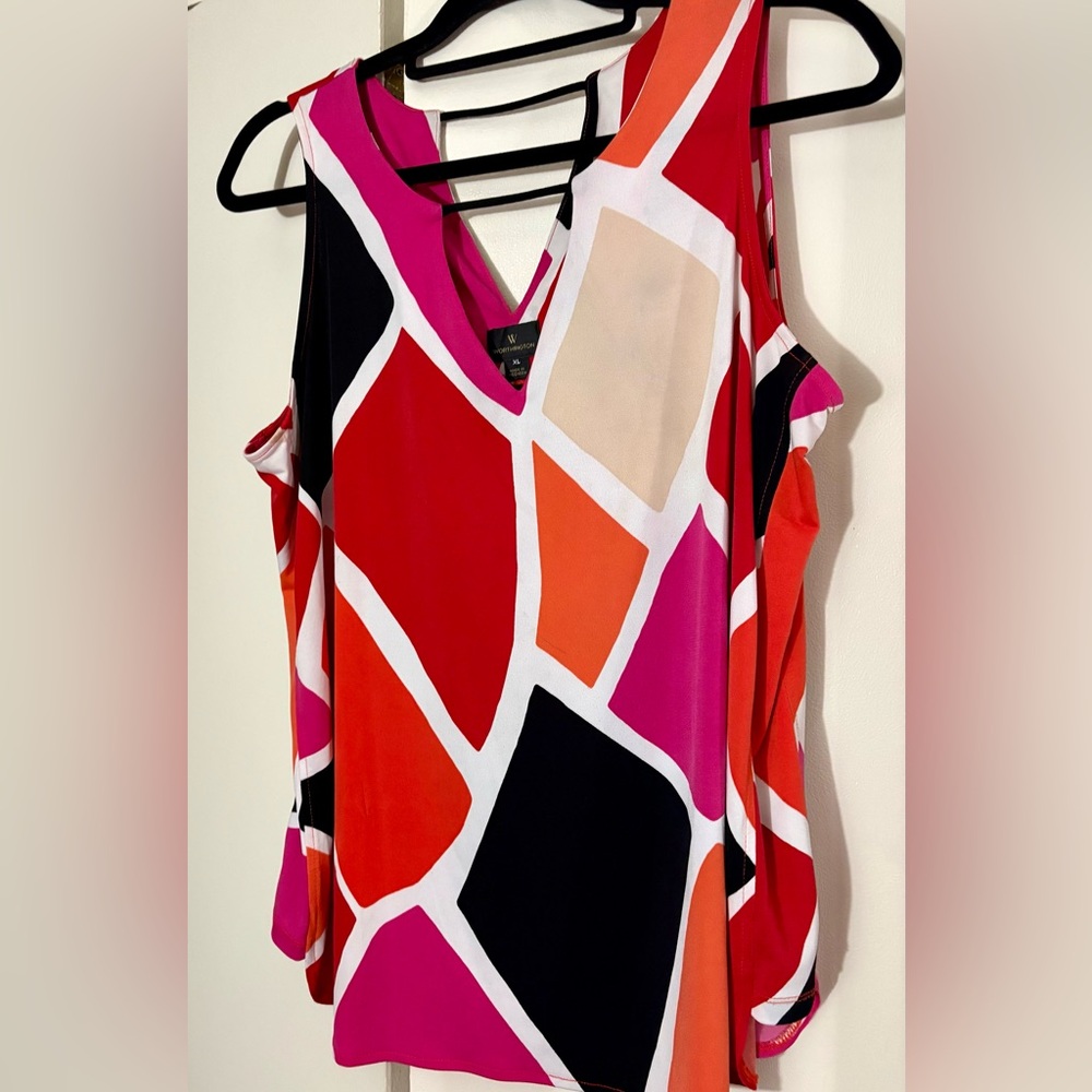 Geometric Multicolor Sleeveless Top